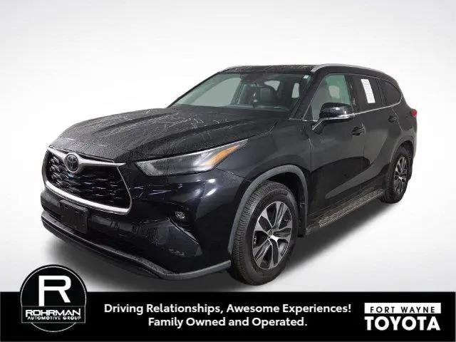 2022 Toyota Highlander XLE for sale in Fort Wayne, IN