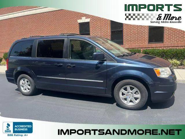 2009 Chrysler Town & Country Touring for sale in Lenoir City, TN