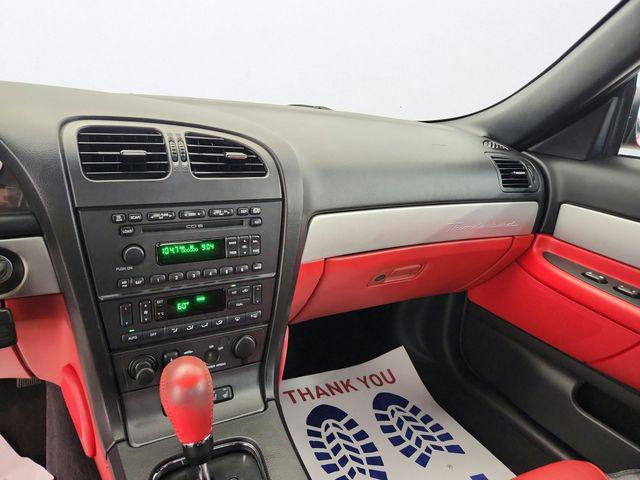2005 Ford Thunderbird Base