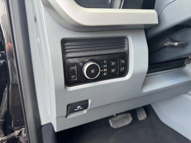 2025 Ford F-250 XLT