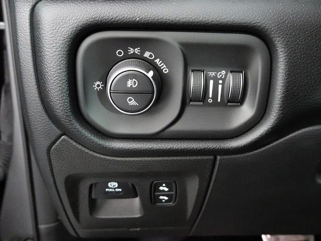 2022 Ram 1500 Rebel Crew Cab 4x4 57 Box