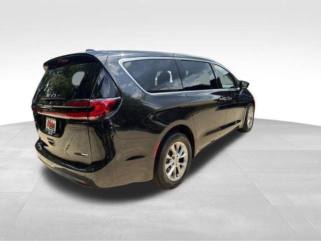 2023 Chrysler Pacifica Touring L AWD