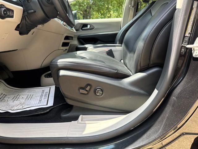 2023 Chrysler Pacifica Touring L AWD