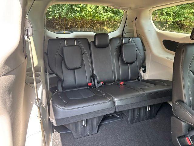 2023 Chrysler Pacifica Touring L AWD