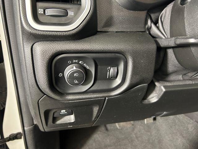 2021 Ram 1500 Big Horn Quad Cab 4x4 64 Box