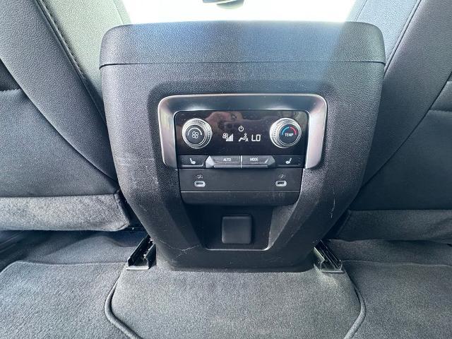 2024 GMC Yukon 4WD SLT