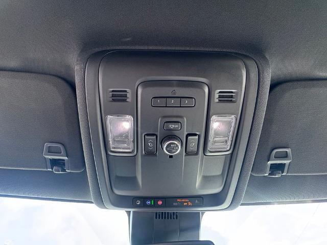 2024 GMC Yukon 4WD SLT