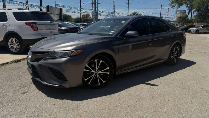 2018 Toyota Camry SE for sale in San Antonio, TX