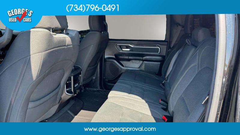 2022 Ram 1500 Big Horn Crew Cab 4x4 57 Box
