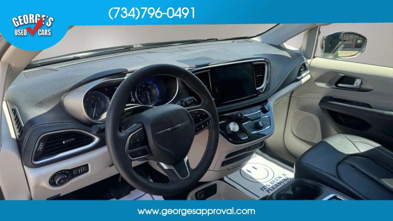 2023 Chrysler Pacifica Touring L AWD
