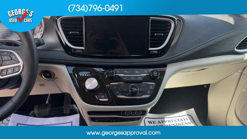 2023 Chrysler Pacifica Touring L AWD