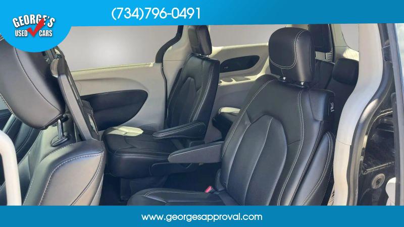 2023 Chrysler Pacifica Touring L AWD