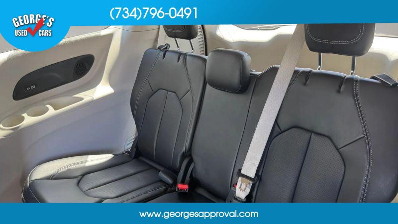 2023 Chrysler Pacifica Touring L AWD