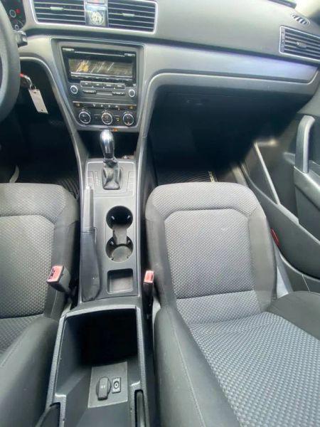 2012 Volkswagen Passat 2.5L S
