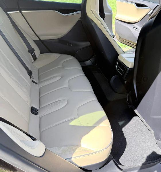 2013 Tesla Model S Performance