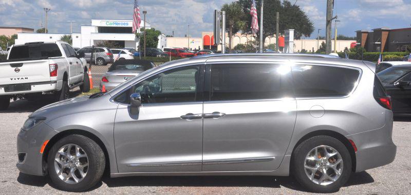 2018 Chrysler Pacifica Limited for sale in Tampa, FL