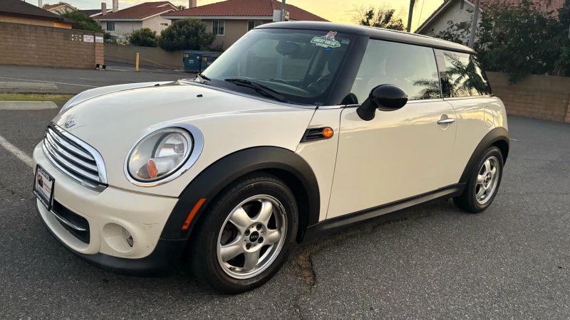 2011 MINI Cooper Cooper