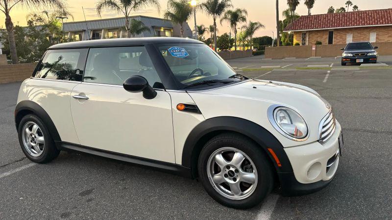 2011 MINI Cooper Cooper