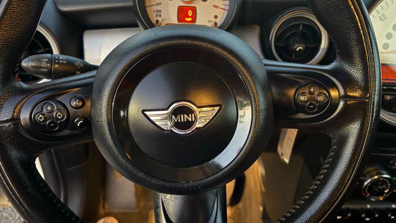 2011 MINI Cooper Cooper