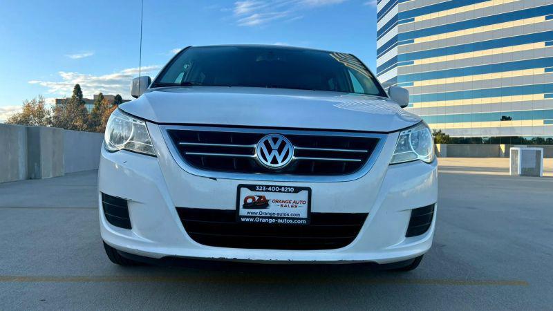 2010 Volkswagen Routan SE for sale in Orange, CA
