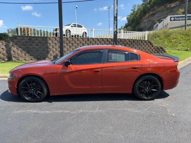 2020 Dodge Charger SXT RWD