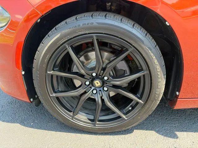 2020 Dodge Charger SXT RWD
