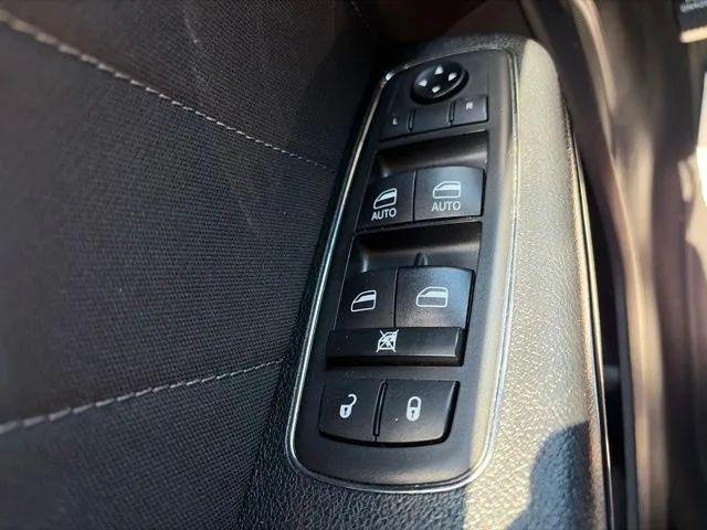 2020 Dodge Charger SXT RWD
