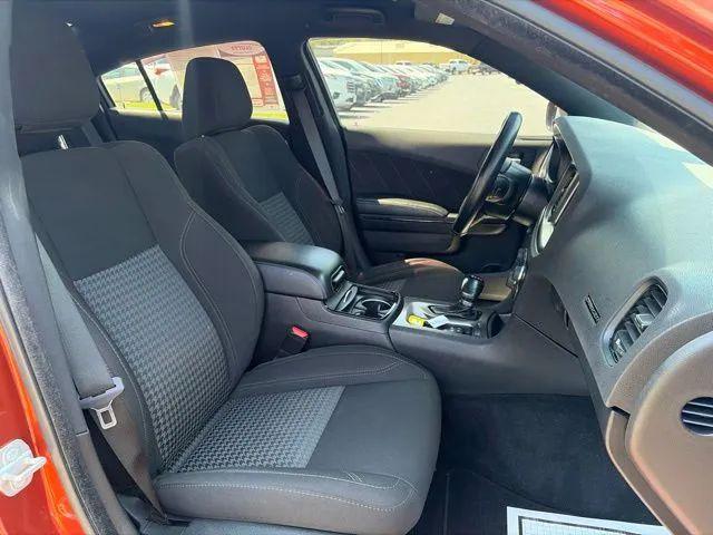 2020 Dodge Charger SXT RWD