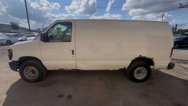 2012 Ford E-250 Base