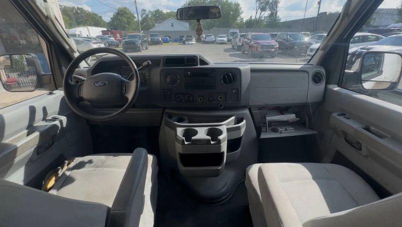 2012 Ford E-250 Base