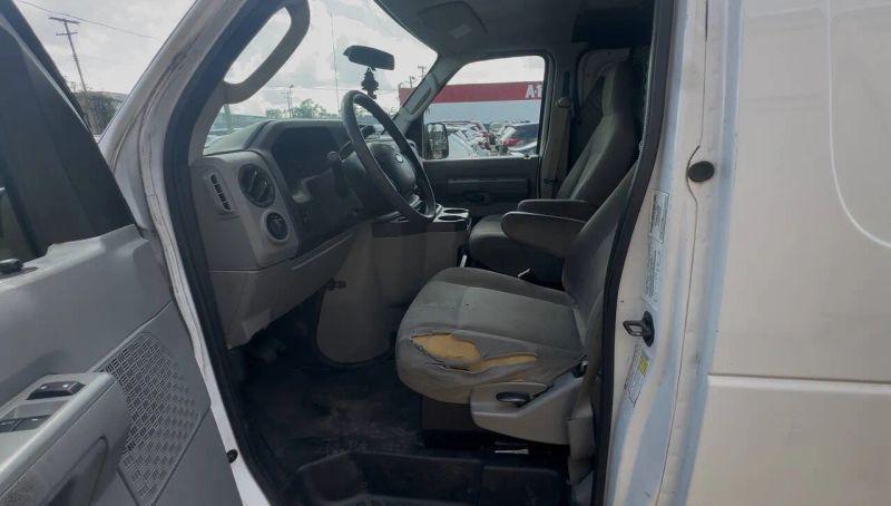 2012 Ford E-250 Base