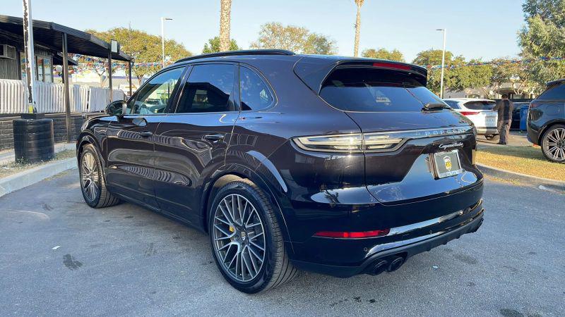 2019 Porsche Cayenne Turbo