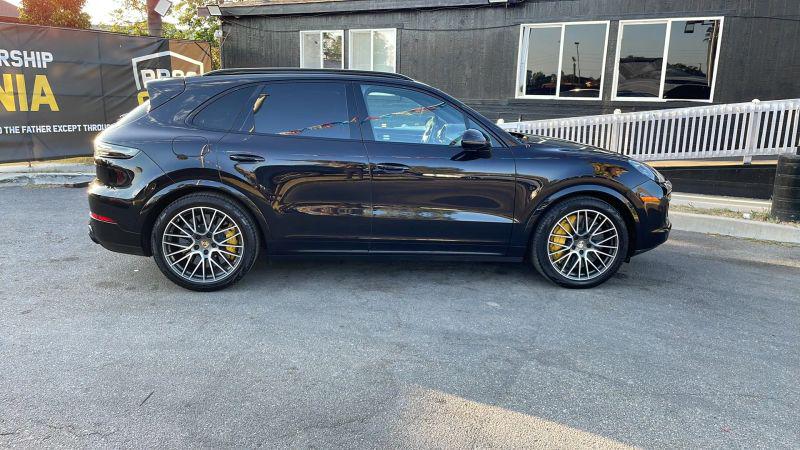 2019 Porsche Cayenne Turbo