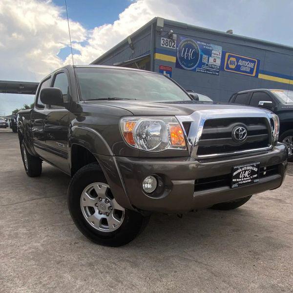 2010 Toyota Tacoma PreRunner V6 for sale in Houston, TX
