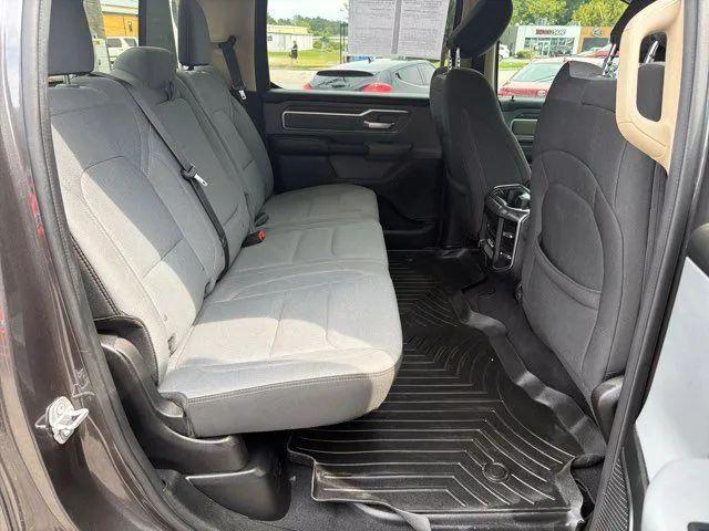 2019 Ram 1500 Big Horn/Lone Star Crew Cab 4x4 57 Box