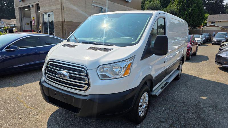 2015 Ford Transit w/60/40 Side Door w/RWB