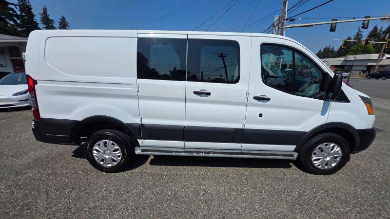 2015 Ford Transit w/60/40 Side Door w/RWB