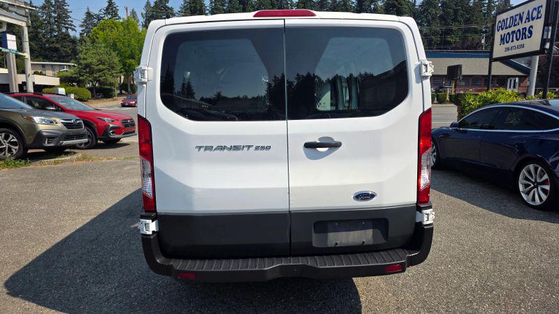 2015 Ford Transit w/60/40 Side Door w/RWB