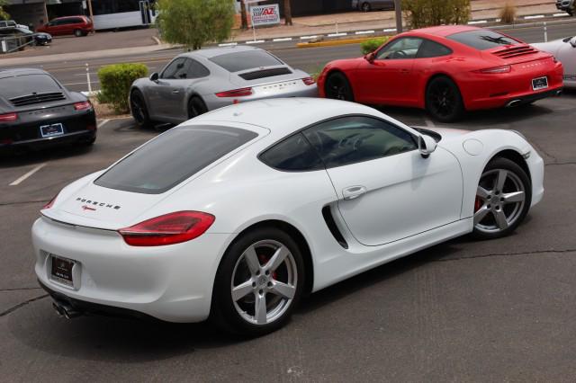 2016 Porsche Cayman Unknown