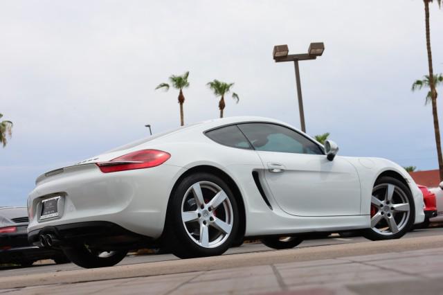 2016 Porsche Cayman Unknown