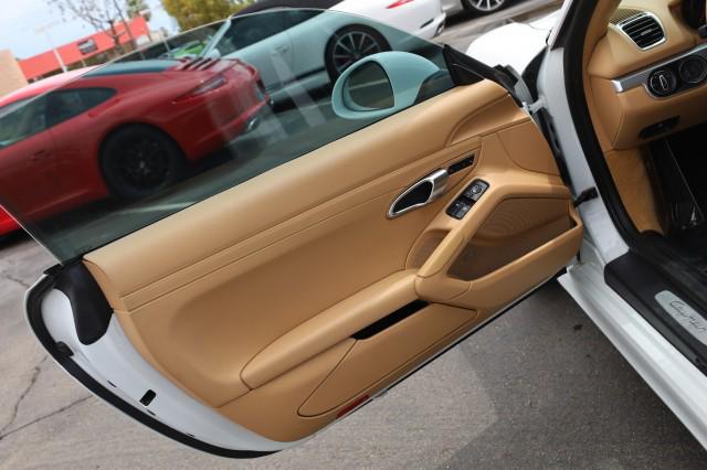 2016 Porsche Cayman Unknown