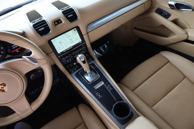 2016 Porsche Cayman Unknown