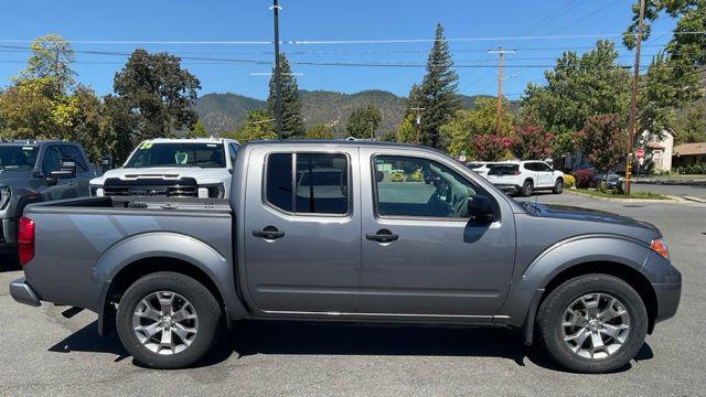 2021 Nissan Frontier Crew Cab SV 4x2