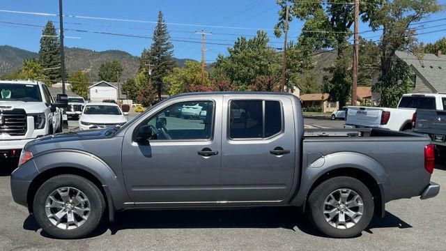 2021 Nissan Frontier Crew Cab SV 4x2