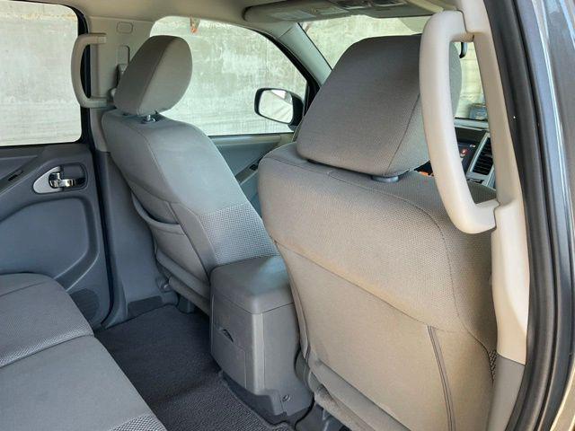 2021 Nissan Frontier Crew Cab SV 4x2