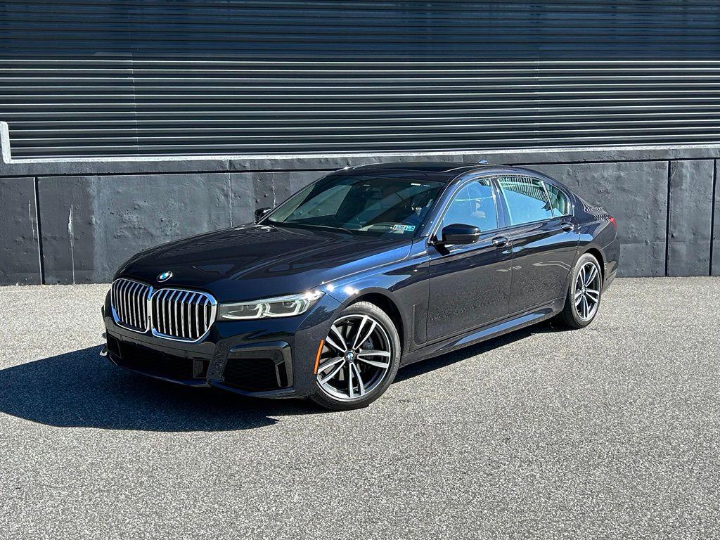 /2021 BMW 740i