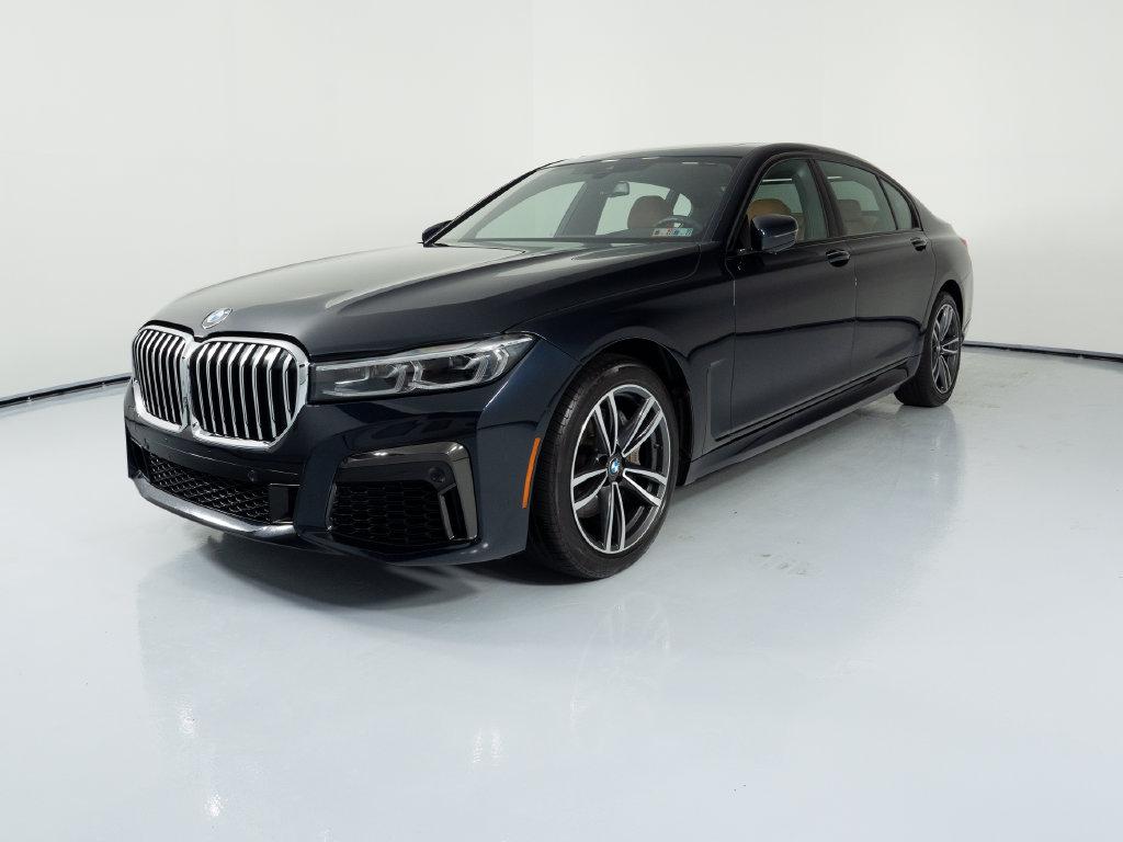 /2021 BMW 740i