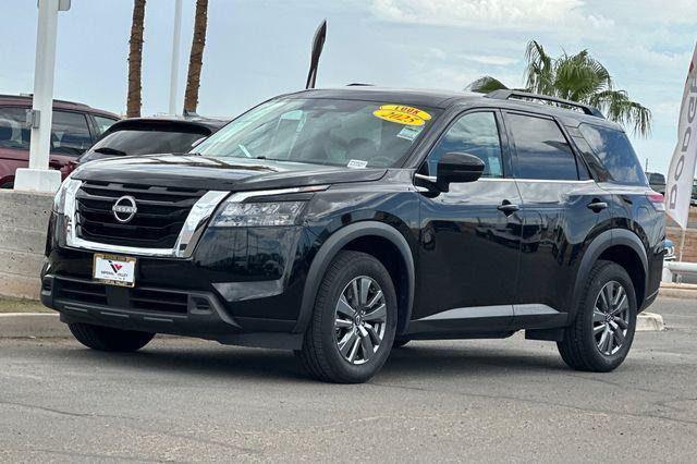 2025 Nissan Pathfinder SV 4WD