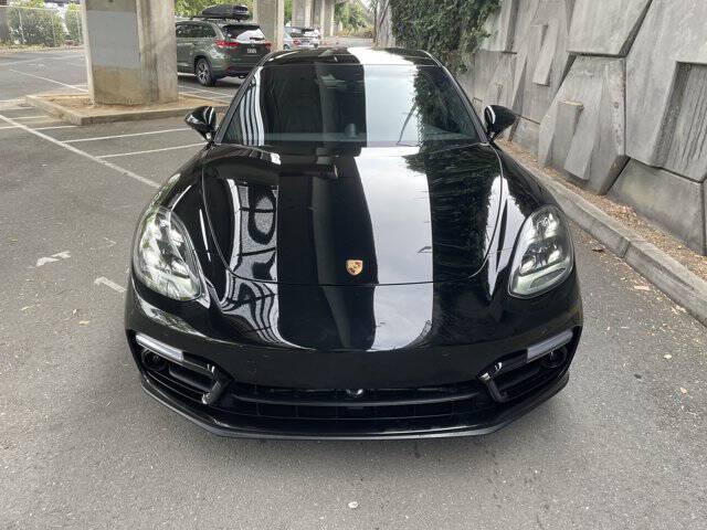 2023 Porsche Panamera GTS