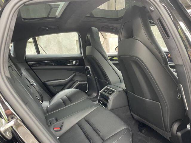 2023 Porsche Panamera GTS